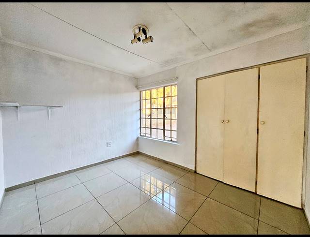 3 bed property to rent in NORKEM PARK